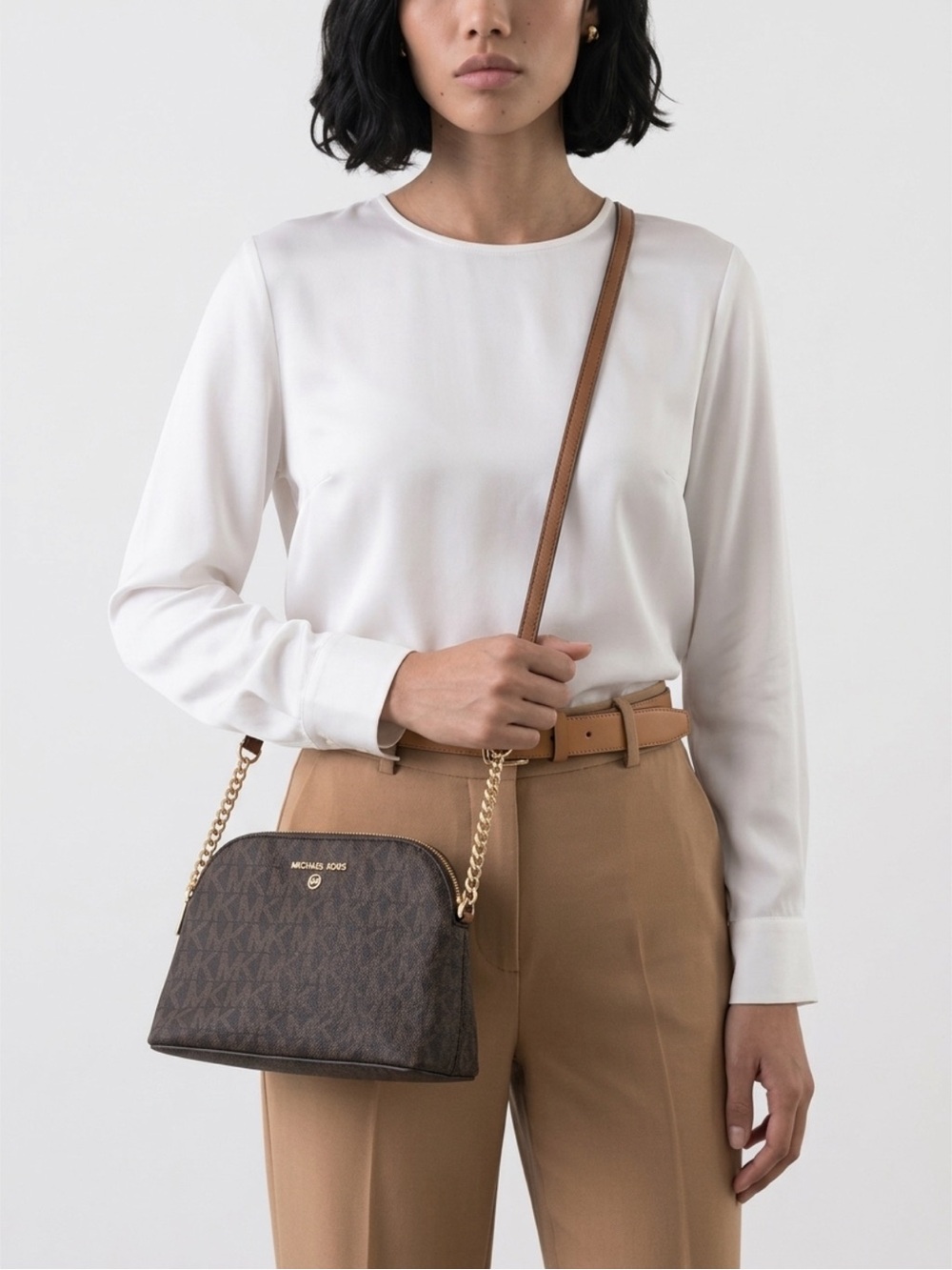 Michael Kors Signature Logo Brown Dome
Crossbody Shoulder Bag Monogram - Picture 2 of 15